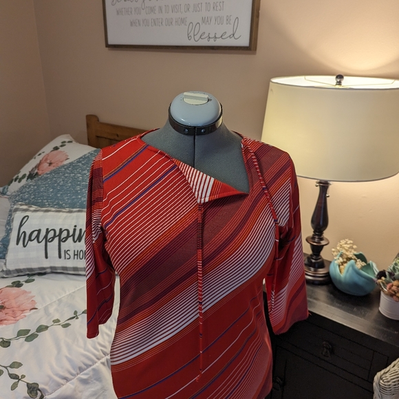 Vintage bright red asymmetrical striped 60's top - Picture 8 of 11